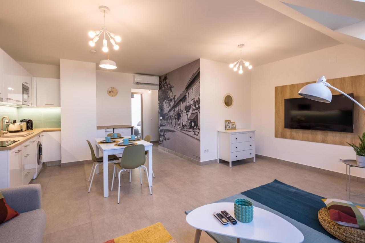 Stafetahaz Apartmanok Vác المظهر الخارجي الصورة