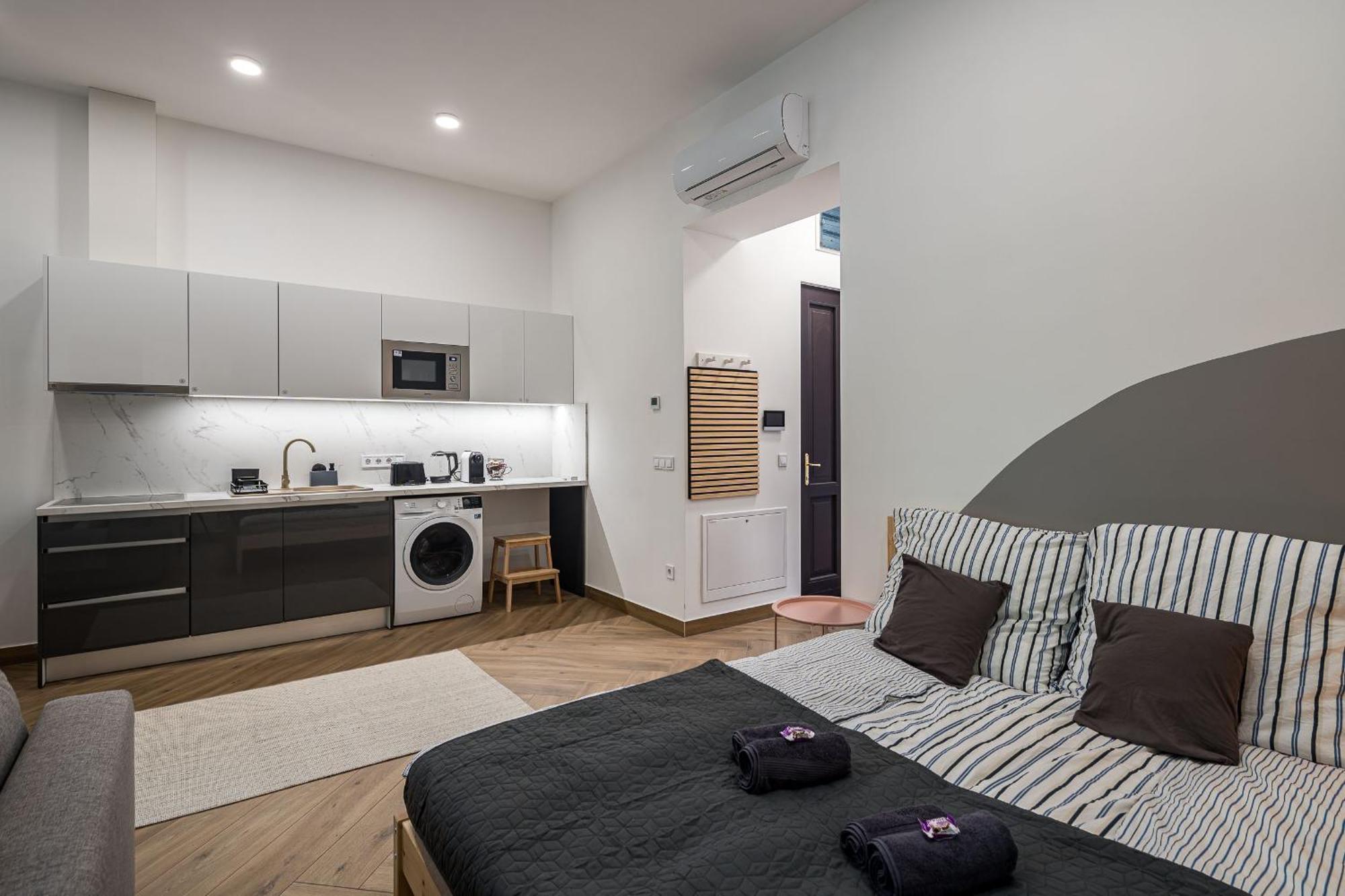 Stafetahaz Apartmanok Vác المظهر الخارجي الصورة
