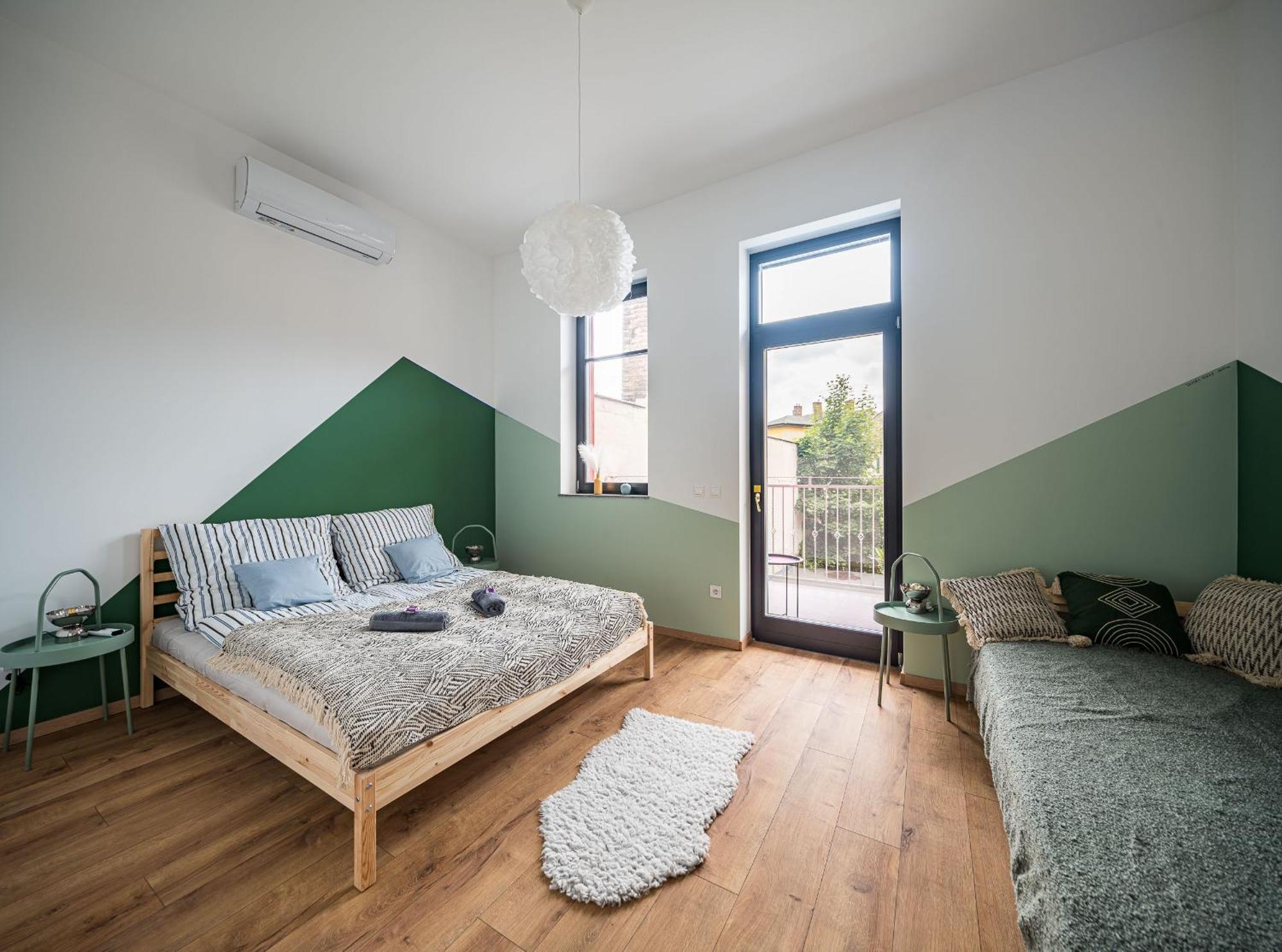 Stafetahaz Apartmanok Vác المظهر الخارجي الصورة
