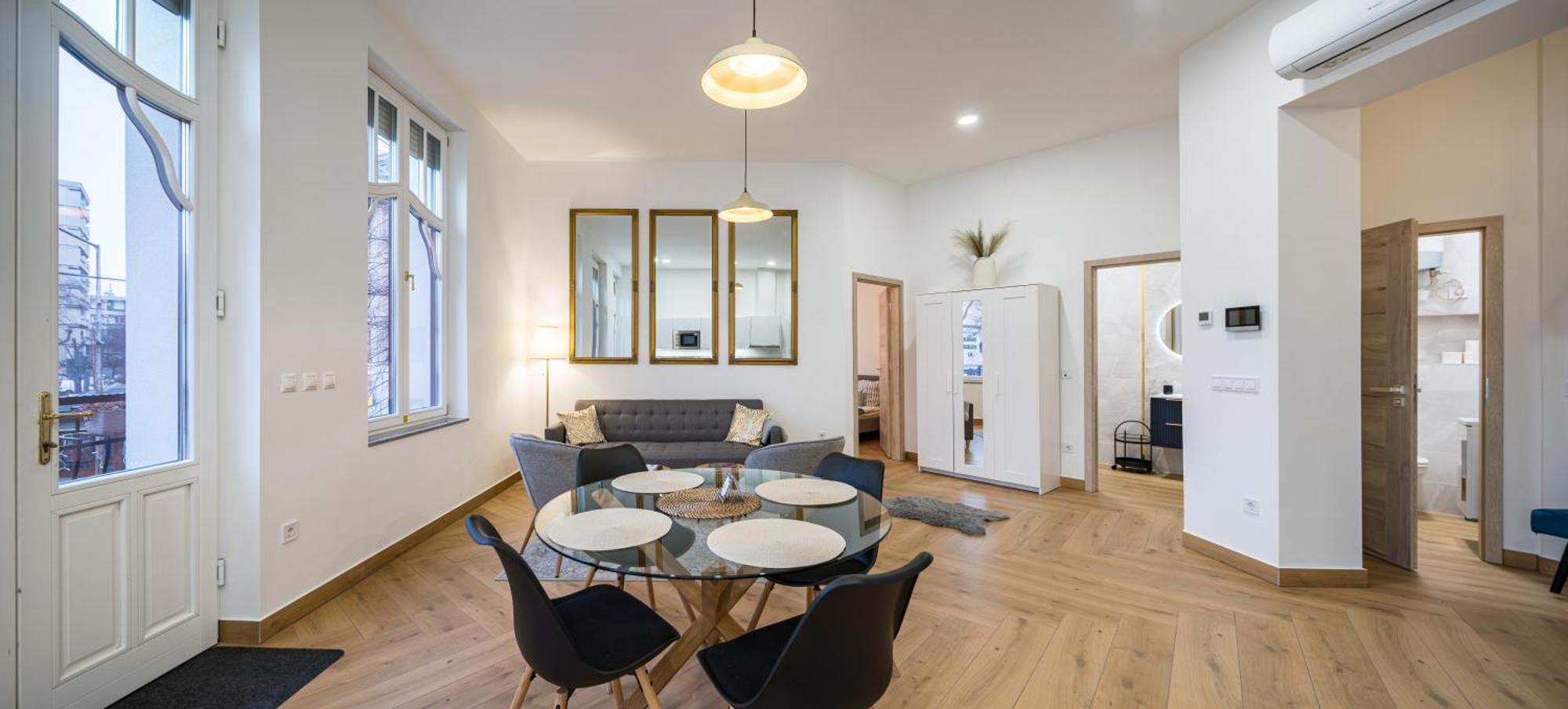 Stafetahaz Apartmanok Vác المظهر الخارجي الصورة