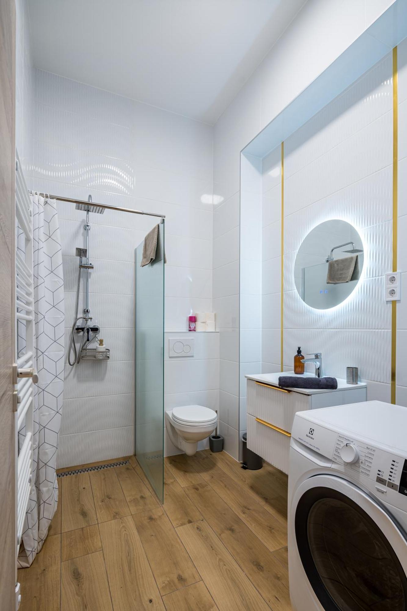 Stafetahaz Apartmanok Vác المظهر الخارجي الصورة