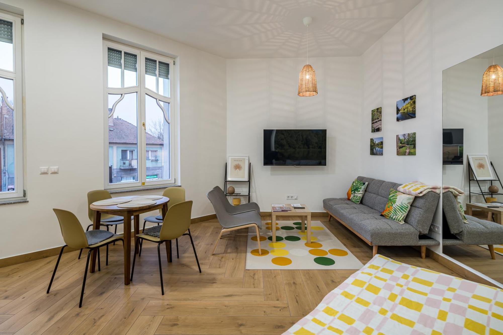Stafetahaz Apartmanok Vác المظهر الخارجي الصورة